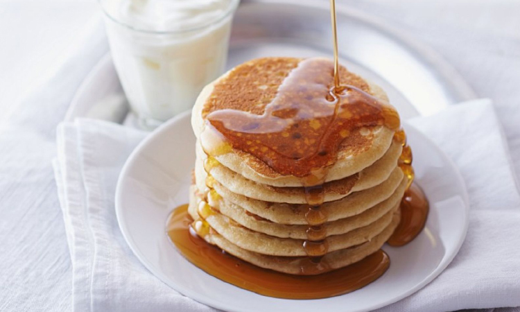 Clatite vegane cu zahar de cocos si sirop de artar