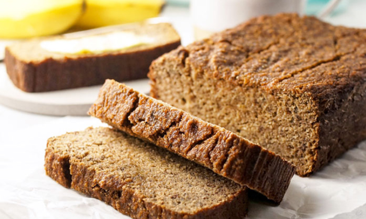 Banana bread cu zahar si faina de cocos